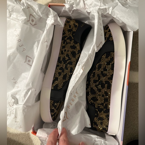 Katy Perry Rizzo Sneakers - Picture 7 of 7